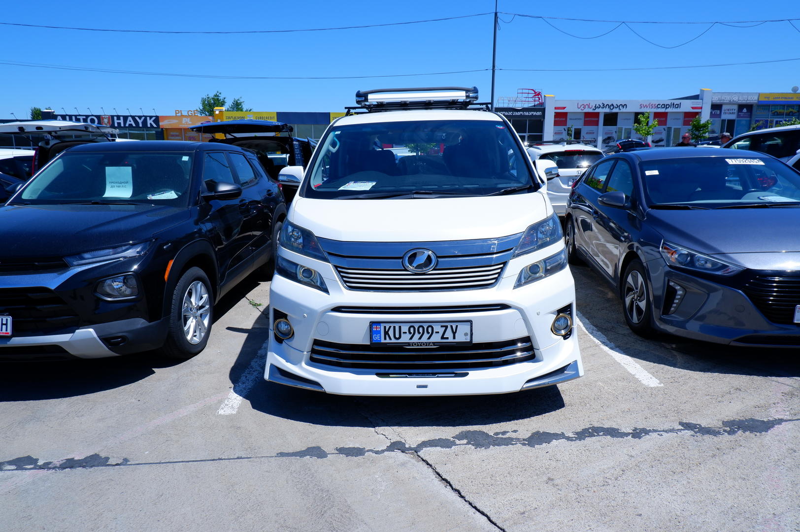 Toyota Vellfire 2014 — photo 2