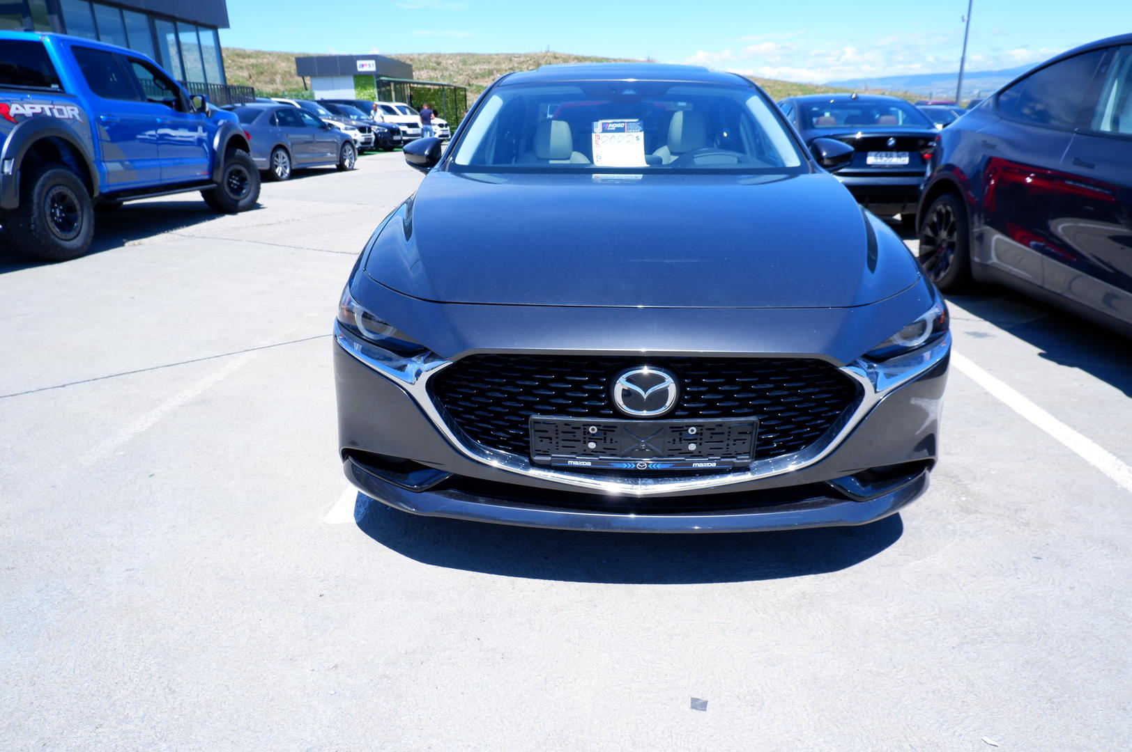 Mazda Mazda3 2022 — photo 2