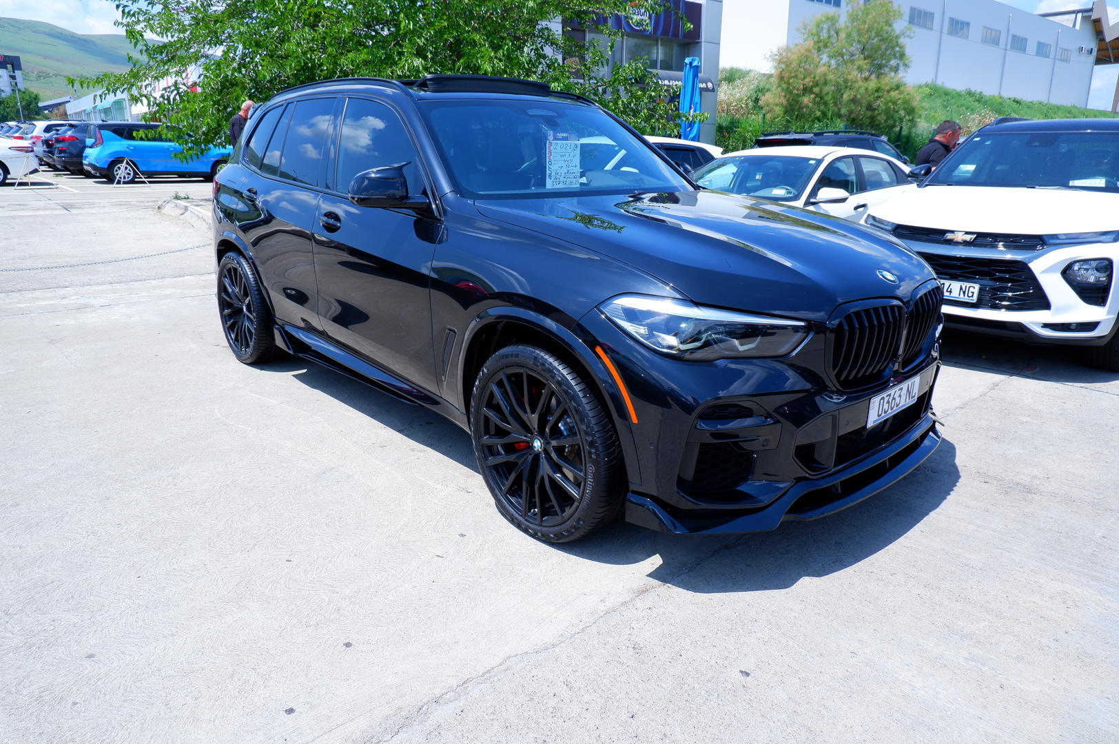BMW X5 2021 — photo 2