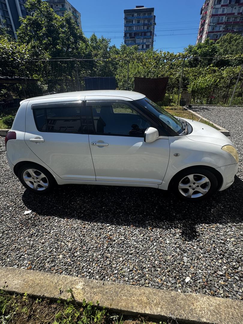 Suzuki Swift 2007 — photo 2