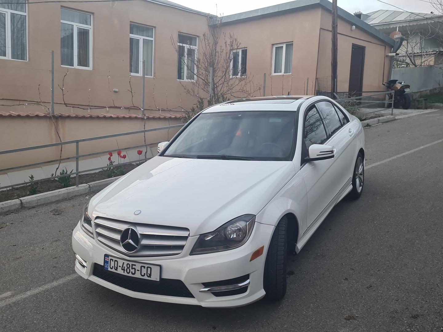 Mercedes-Benz C 250 2013 — photo 2