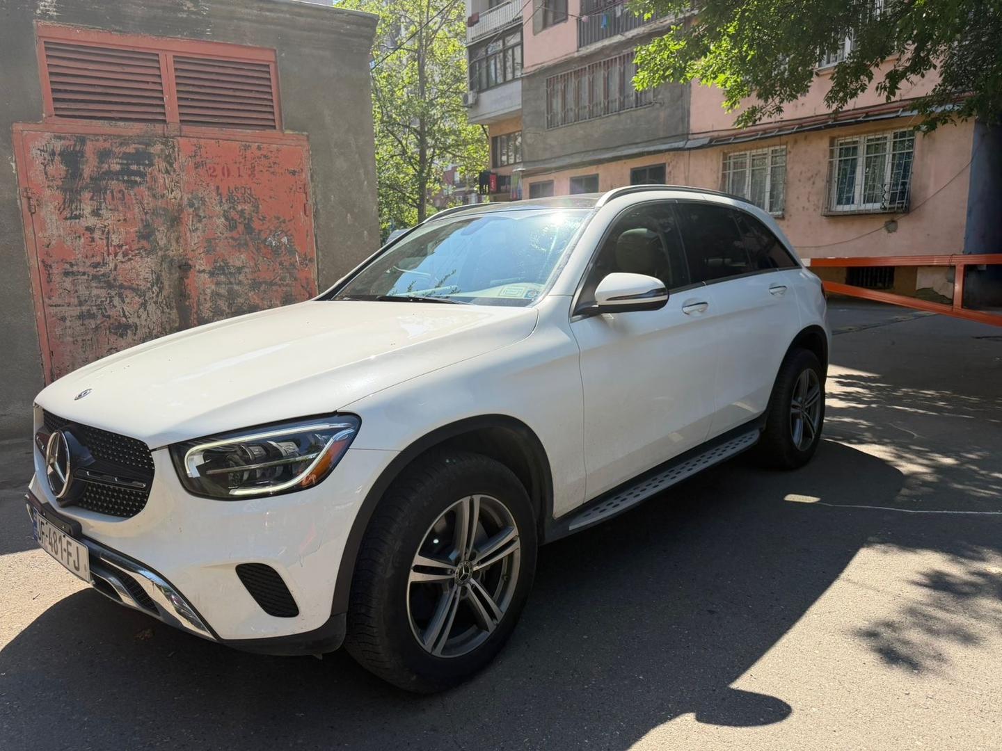 Mercedes-Benz GLC 300 2020 — photo 2