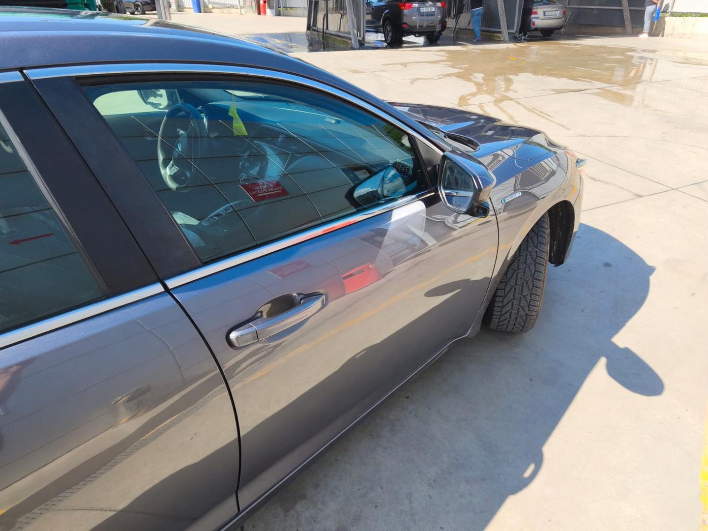 Honda Insight 2018 — photo 2