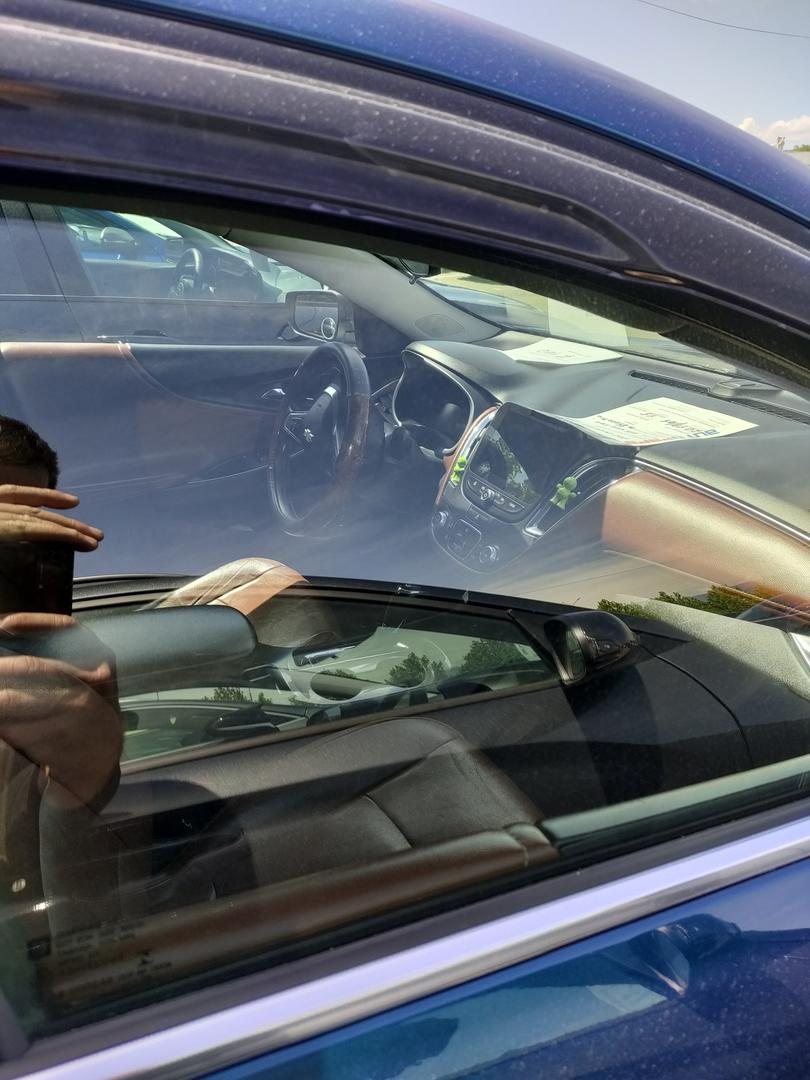 Chevrolet Malibu 2019 — photo 2
