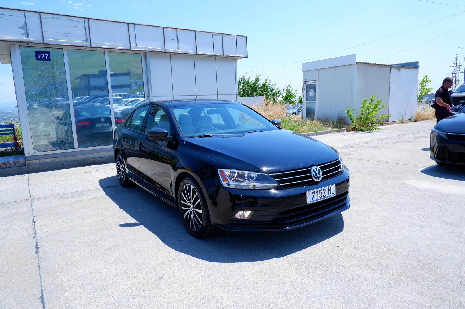 Volkswagen Jetta 2016 — photo 2