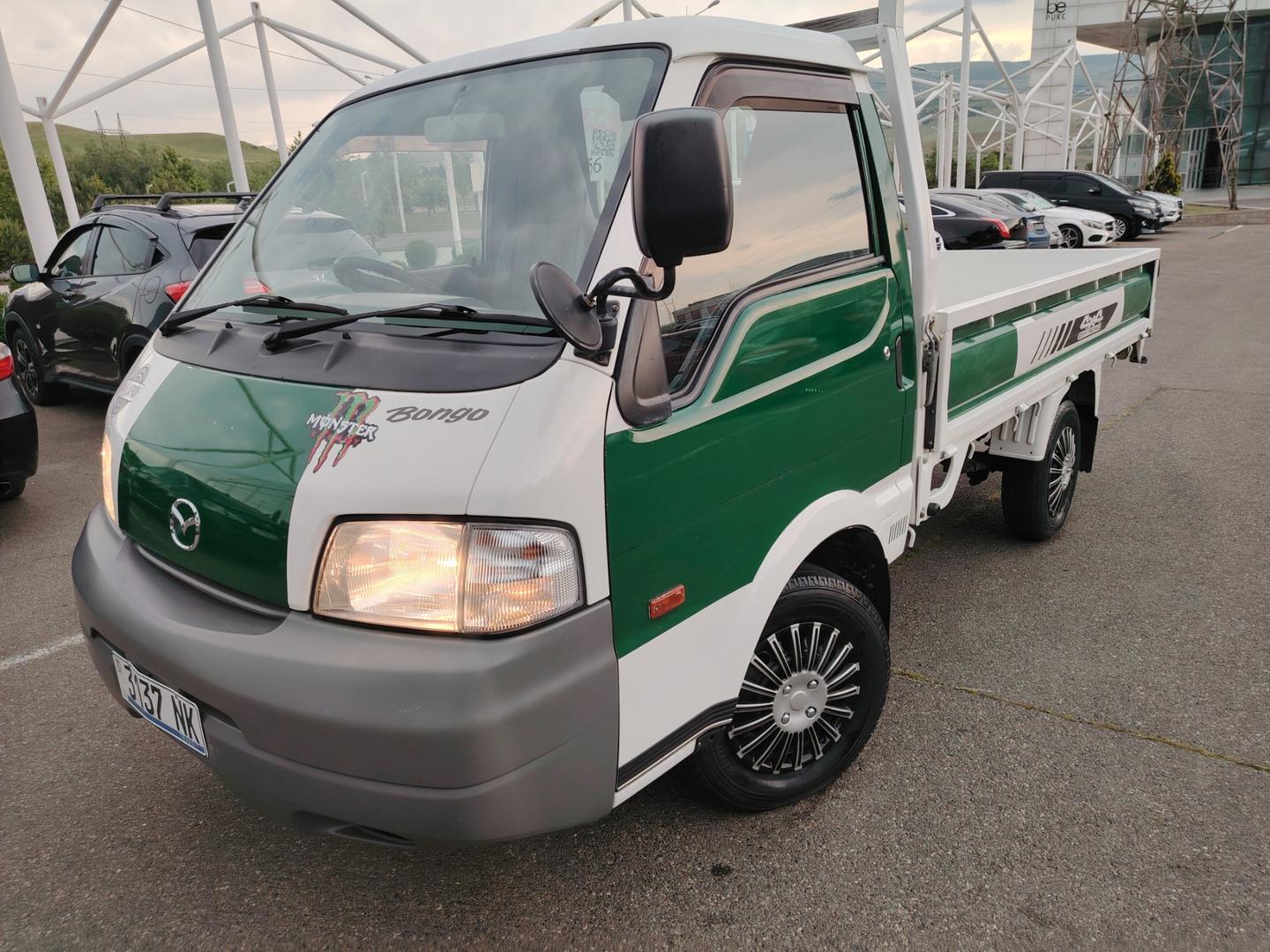 Mazda Bongo 2016 — photo 2