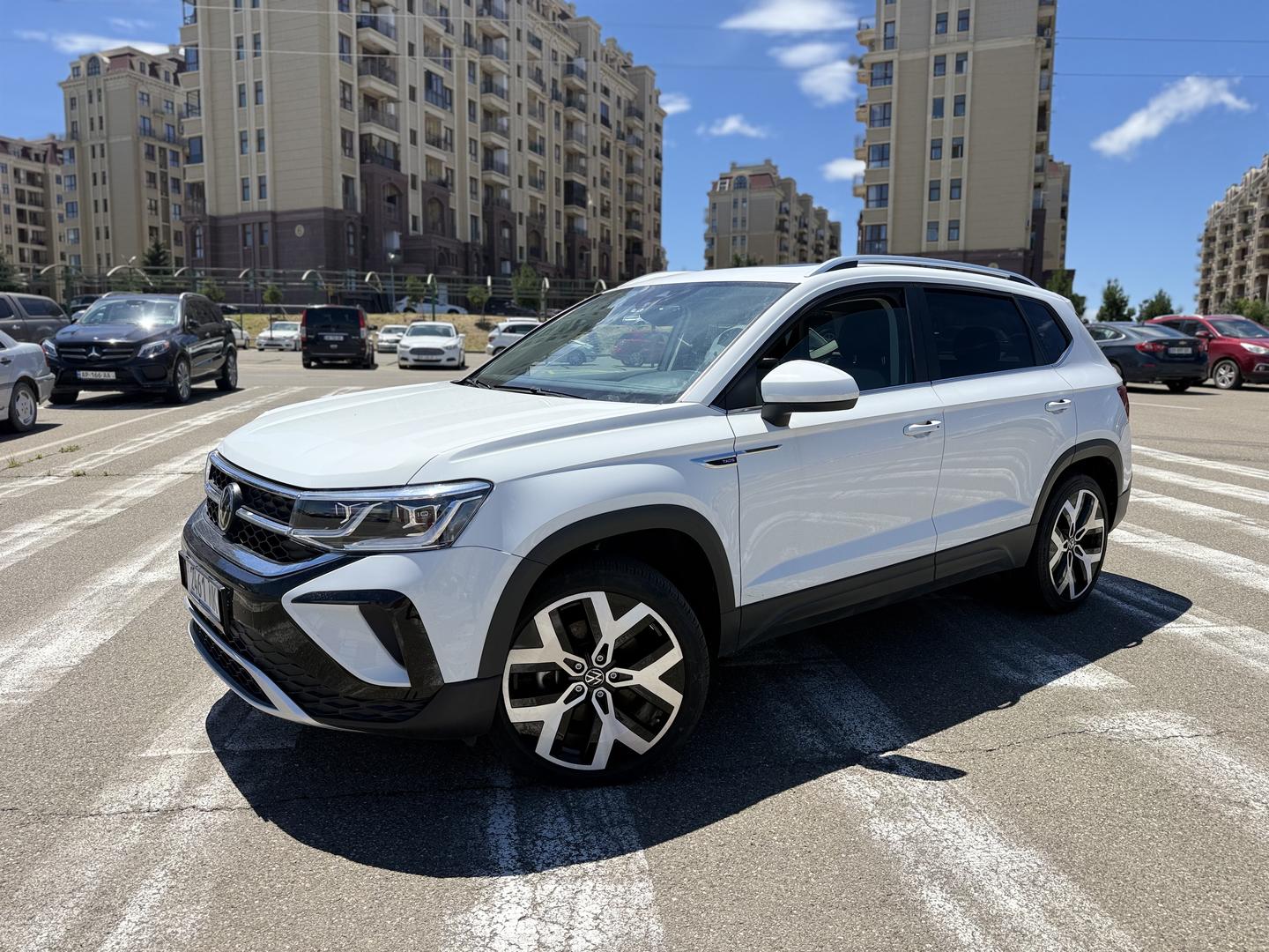 Volkswagen Taos