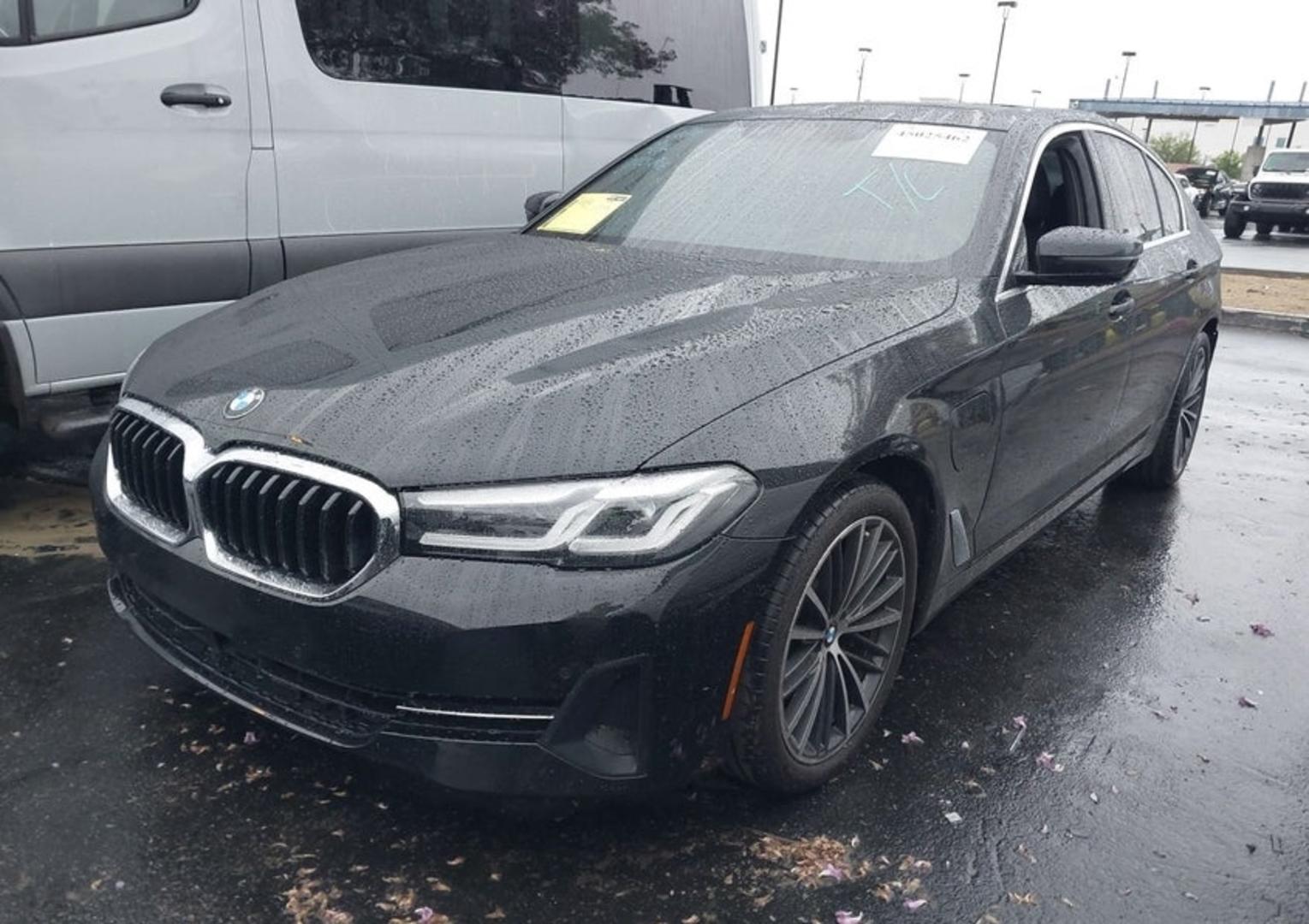 BMW 530 2022 — photo 2