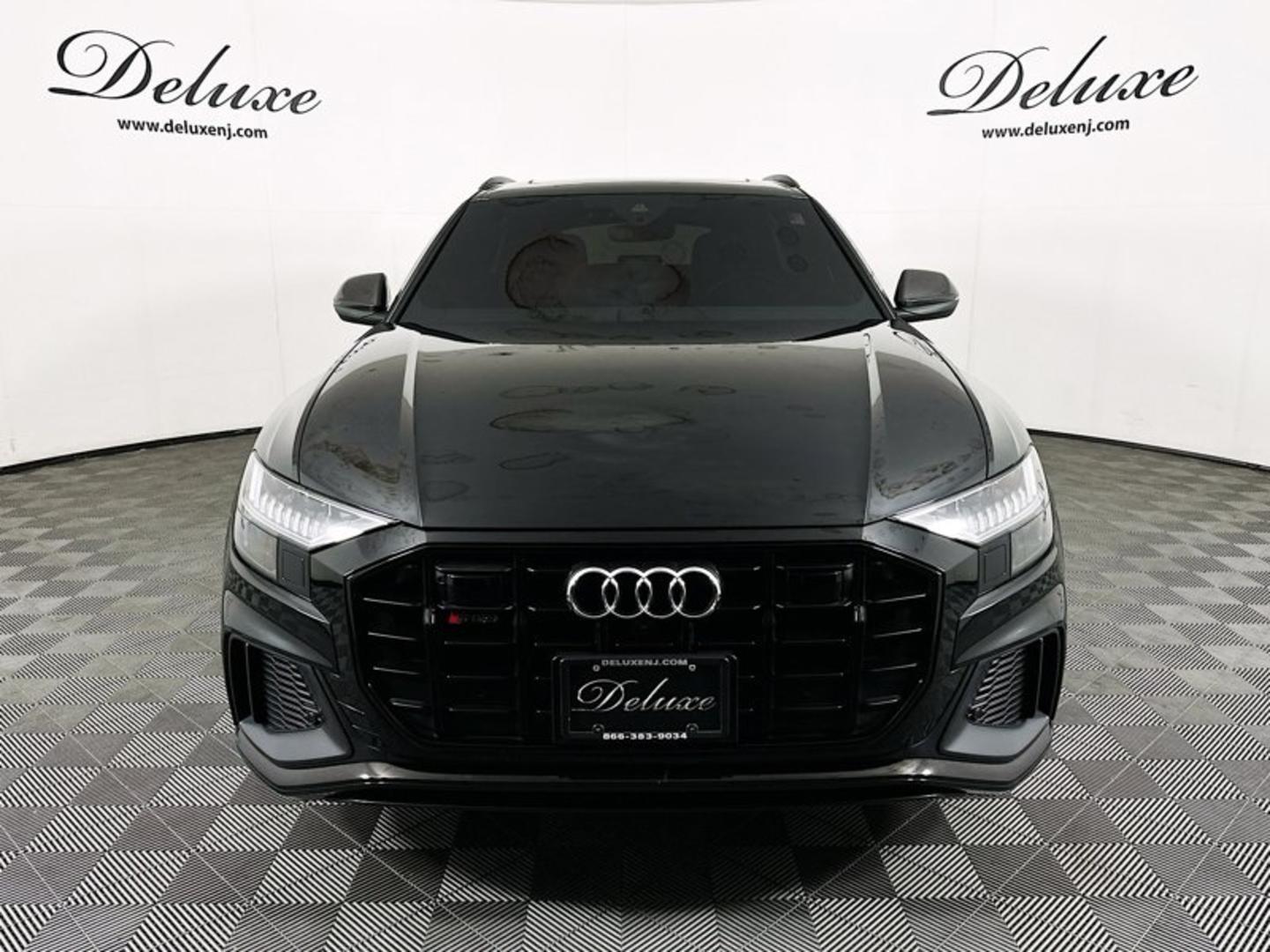 Audi Q8 2023 — photo 2