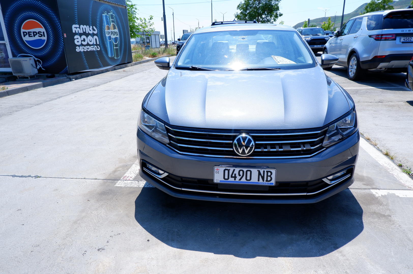 Volkswagen Passat 2018 — photo 2