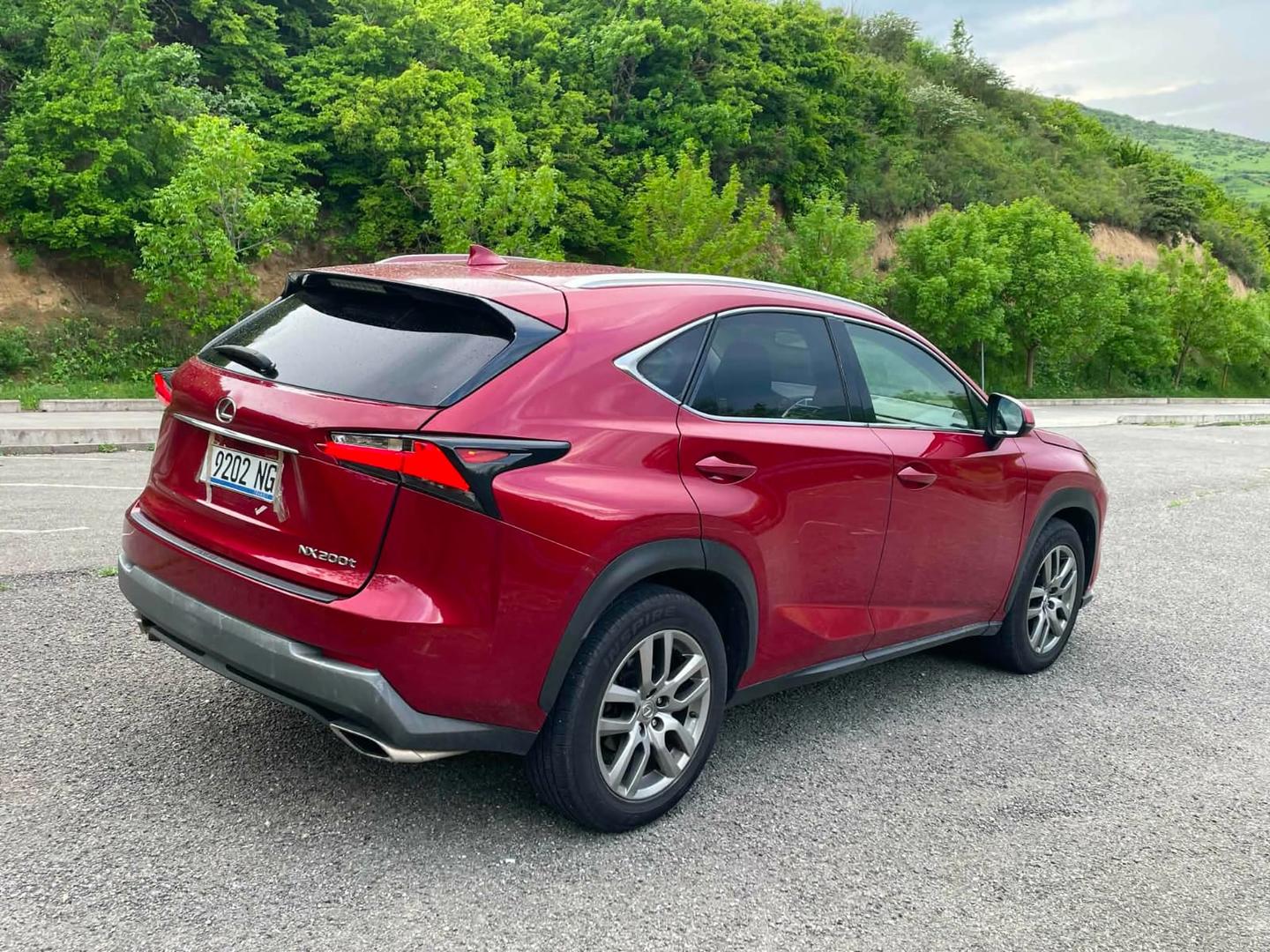 Lexus NX 200 2015 — photo 2