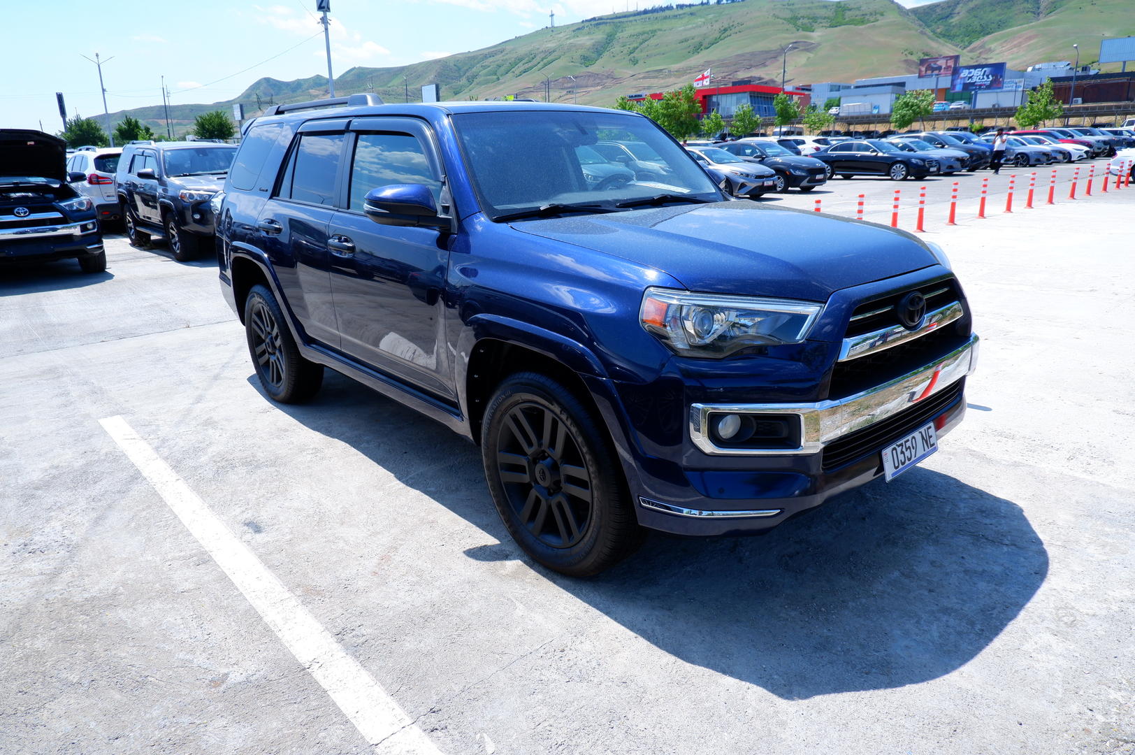 Toyota 4Runner 2018 — photo 2