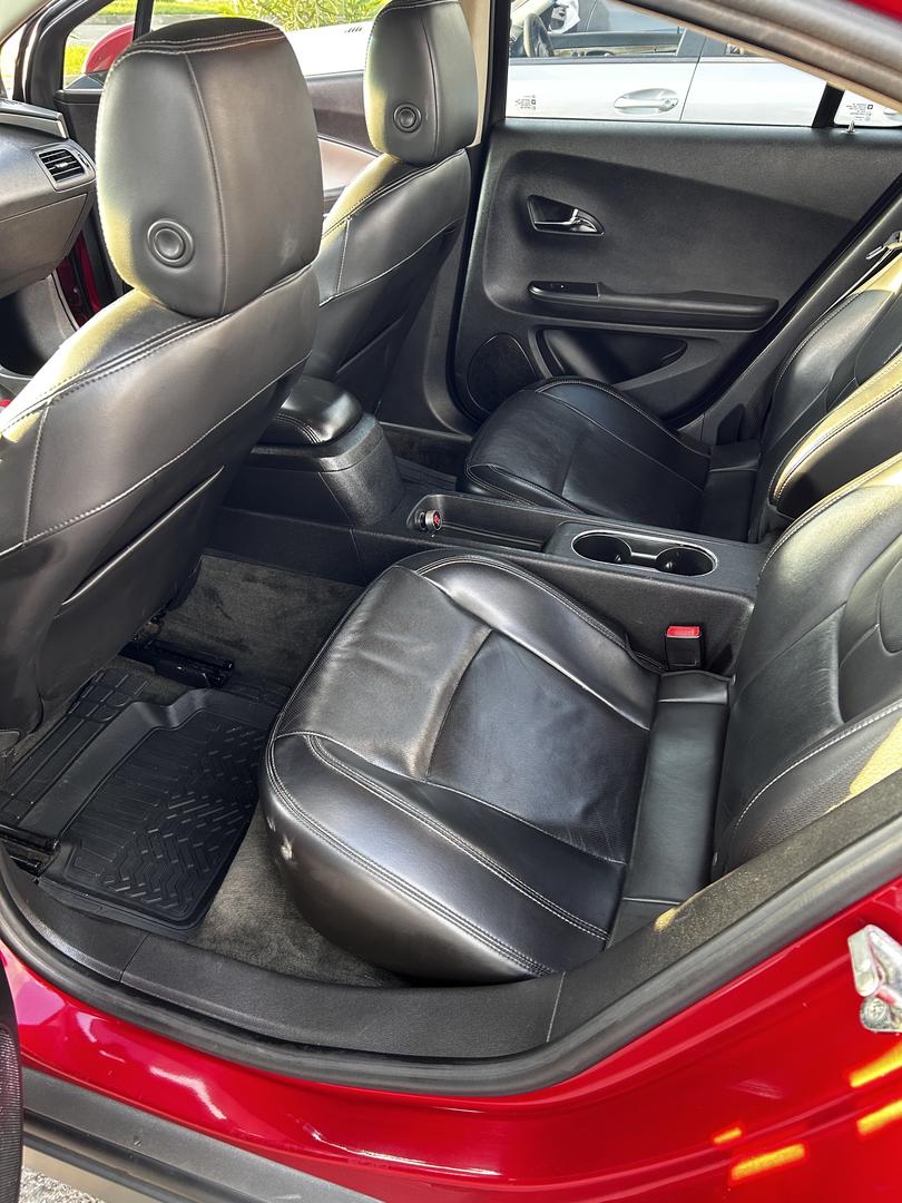 Chevrolet Volt 2011 — photo 2