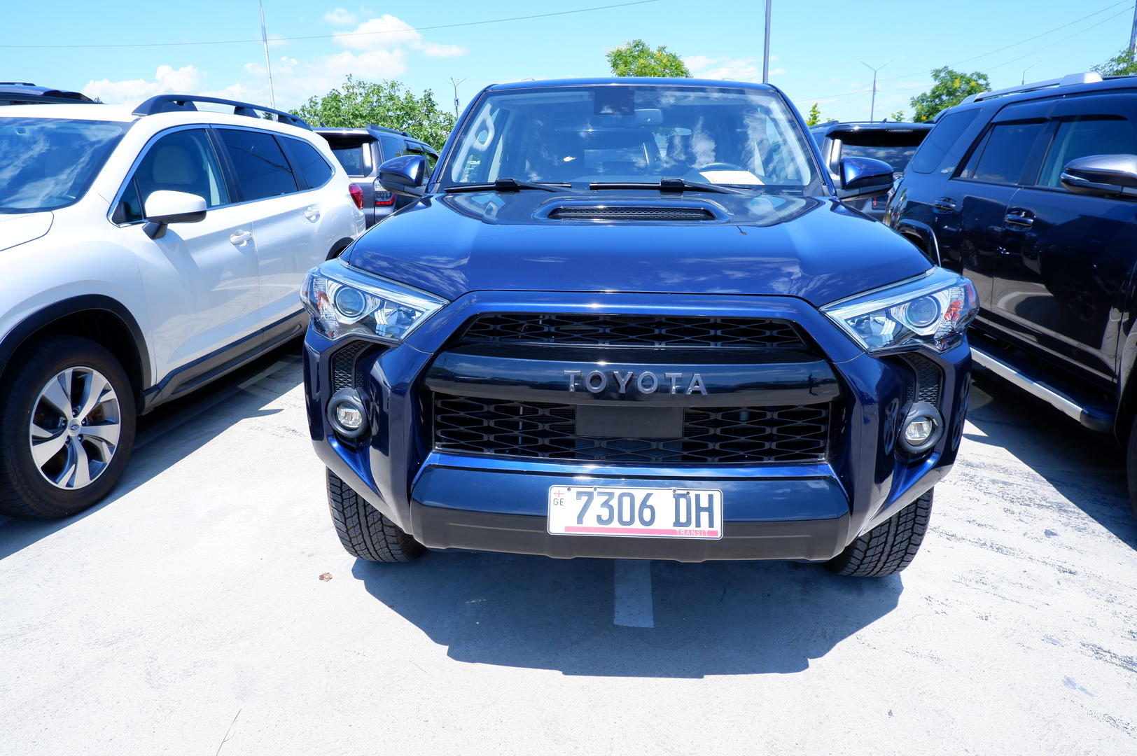 Toyota 4Runner 2021 — photo 2