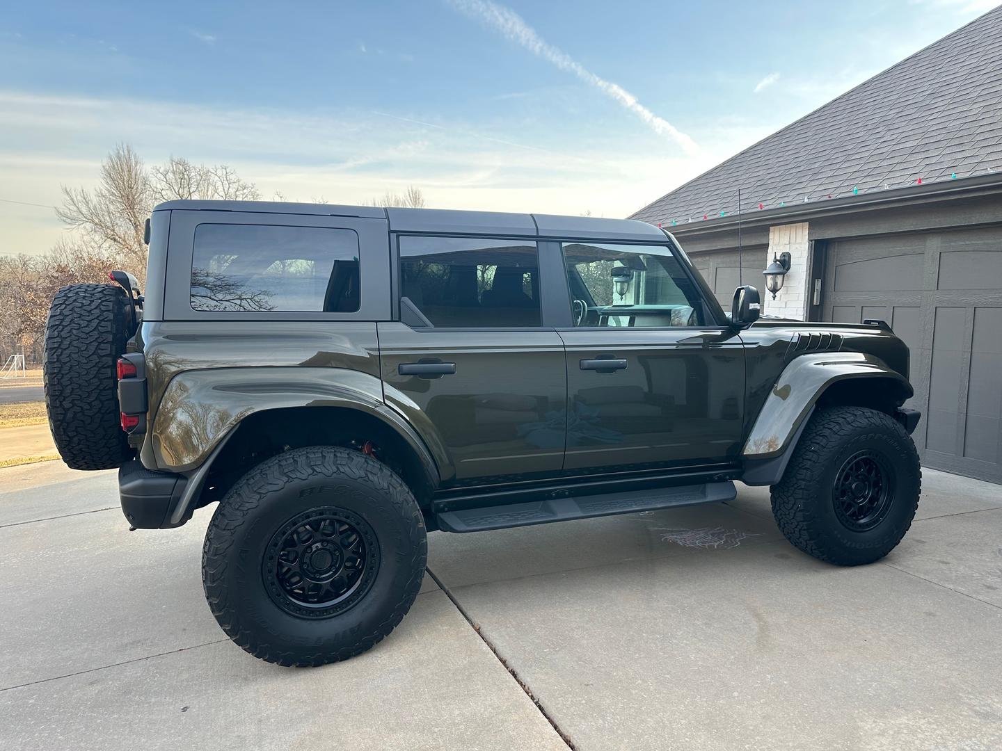 Ford Bronco 2024 — photo 2