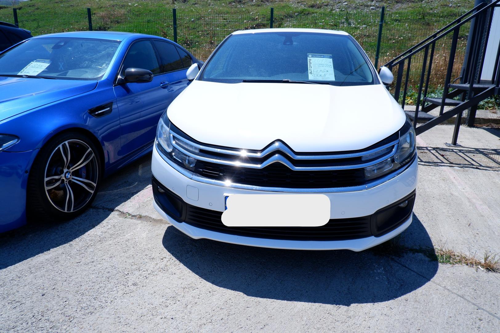 Citroen C4 2018 — photo 2