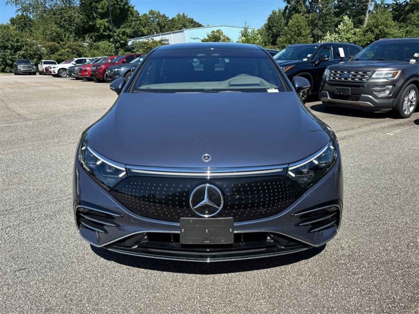 Mercedes-Benz EQS MIDDLE