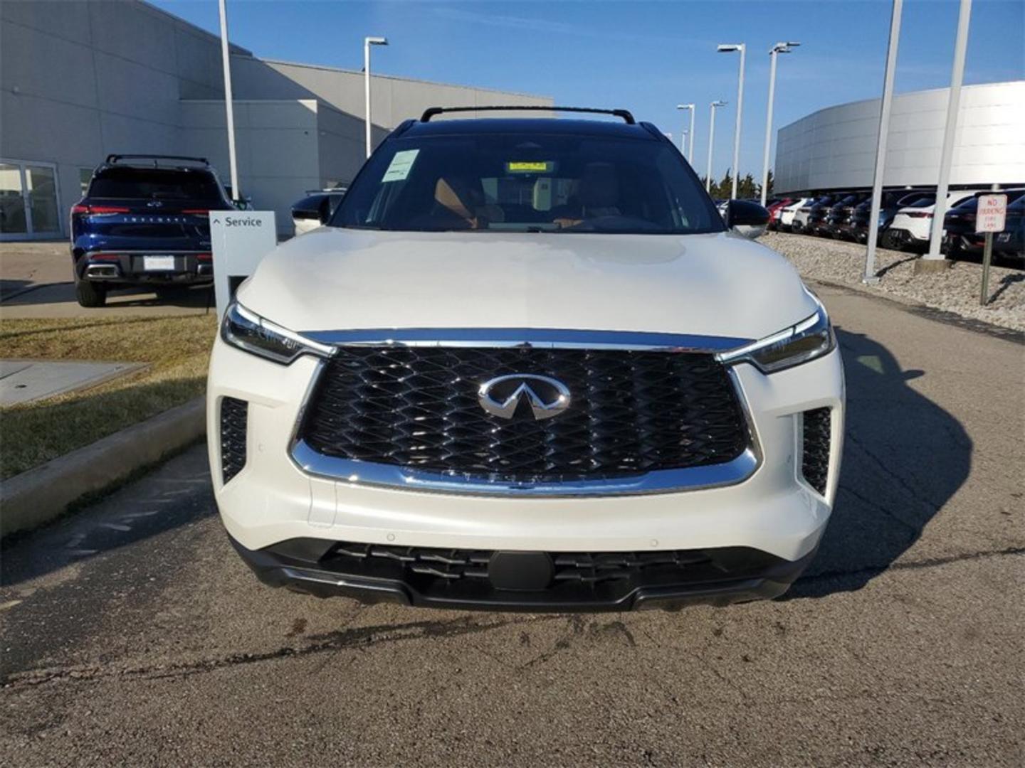 Infiniti QX60 2024 — photo 2