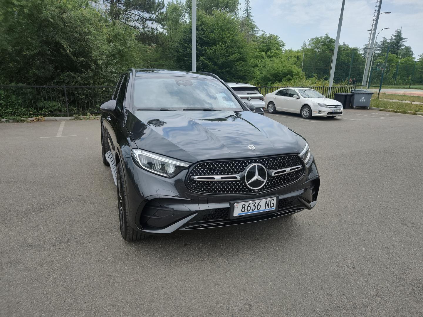 Mercedes-Benz GLC 300 2025 — photo 2