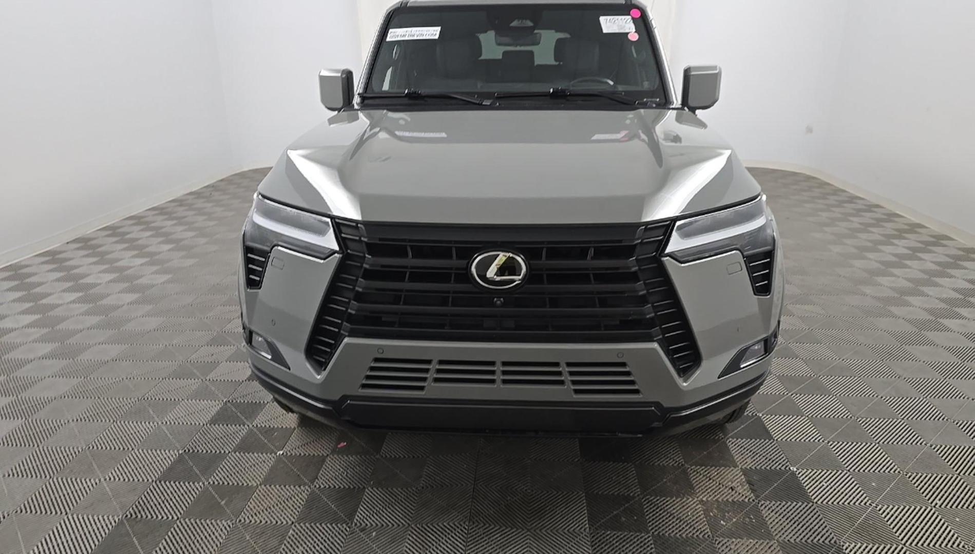 Lexus GX 550 2024 — photo 2