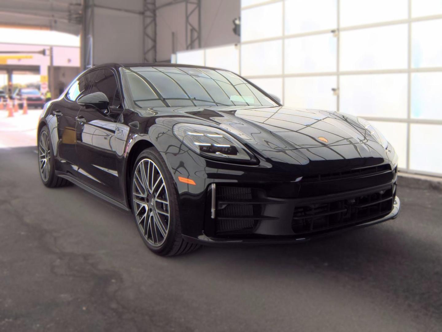 Porsche Panamera 2024 — photo 2