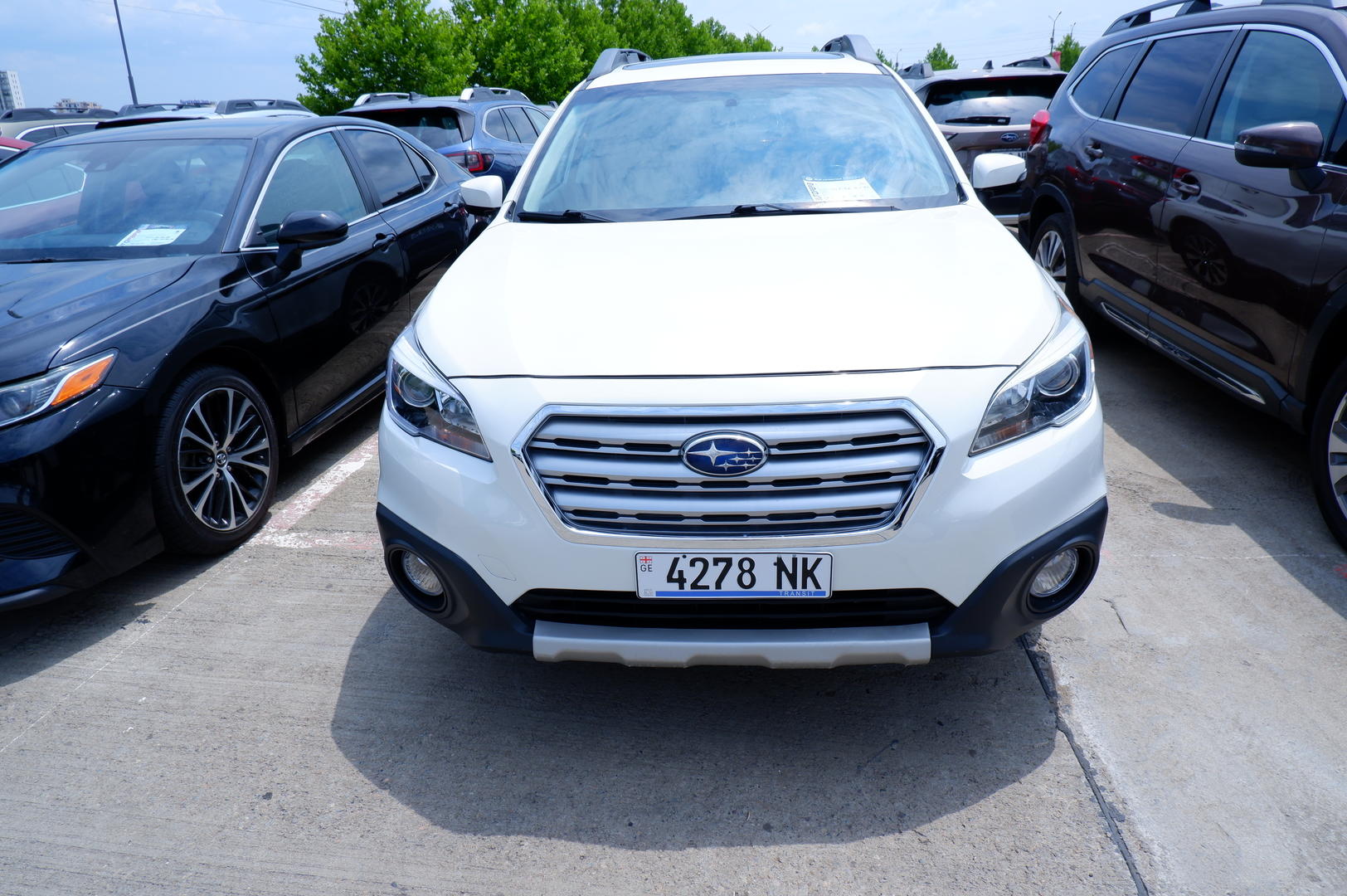 Subaru Outback 2016 — photo 2