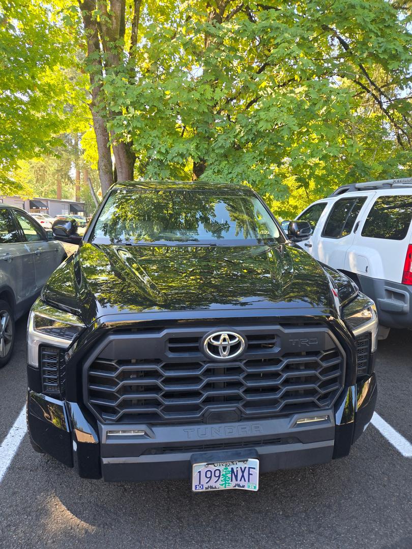Toyota Tundra 2022 — photo 2