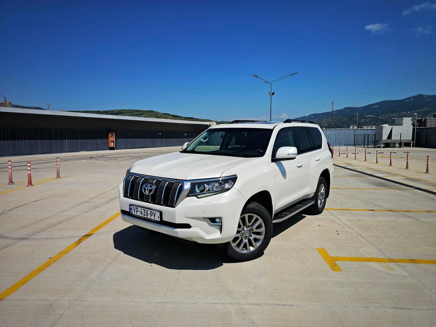 Toyota Land Cruiser Prado 2019 — photo 2