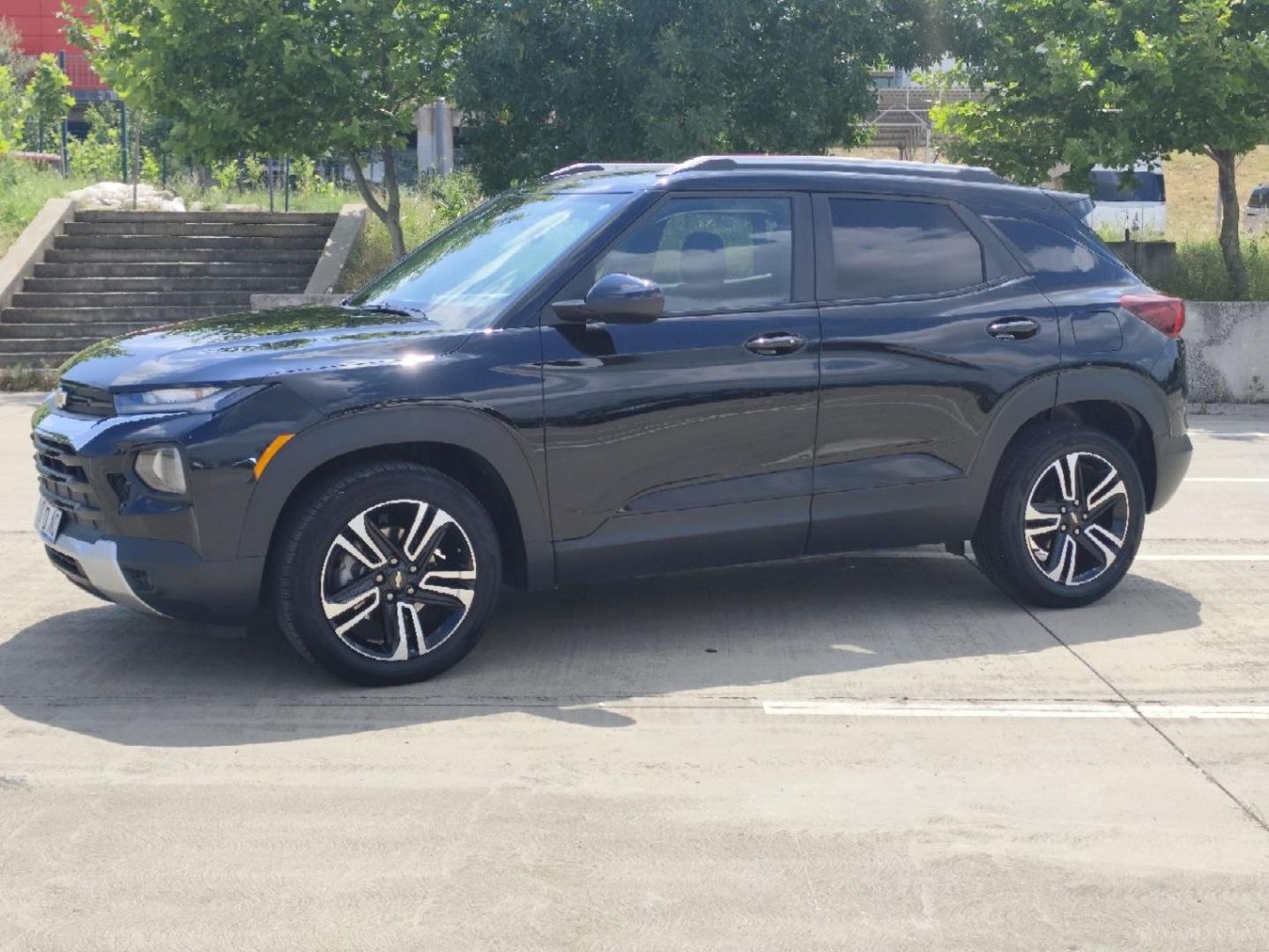 Chevrolet Trailblazer 2023 — photo 2