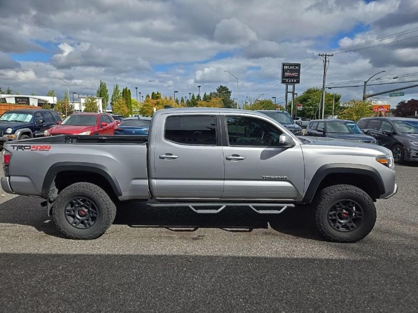 Toyota Tacoma 2021 — photo 2