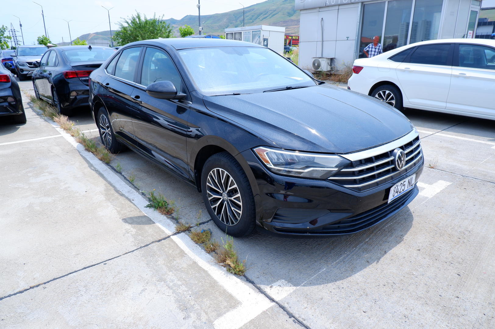 Volkswagen Jetta 2021 — photo 2