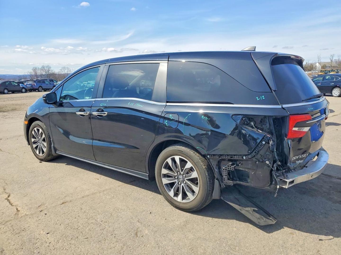 Honda Odyssey 2023 — photo 2
