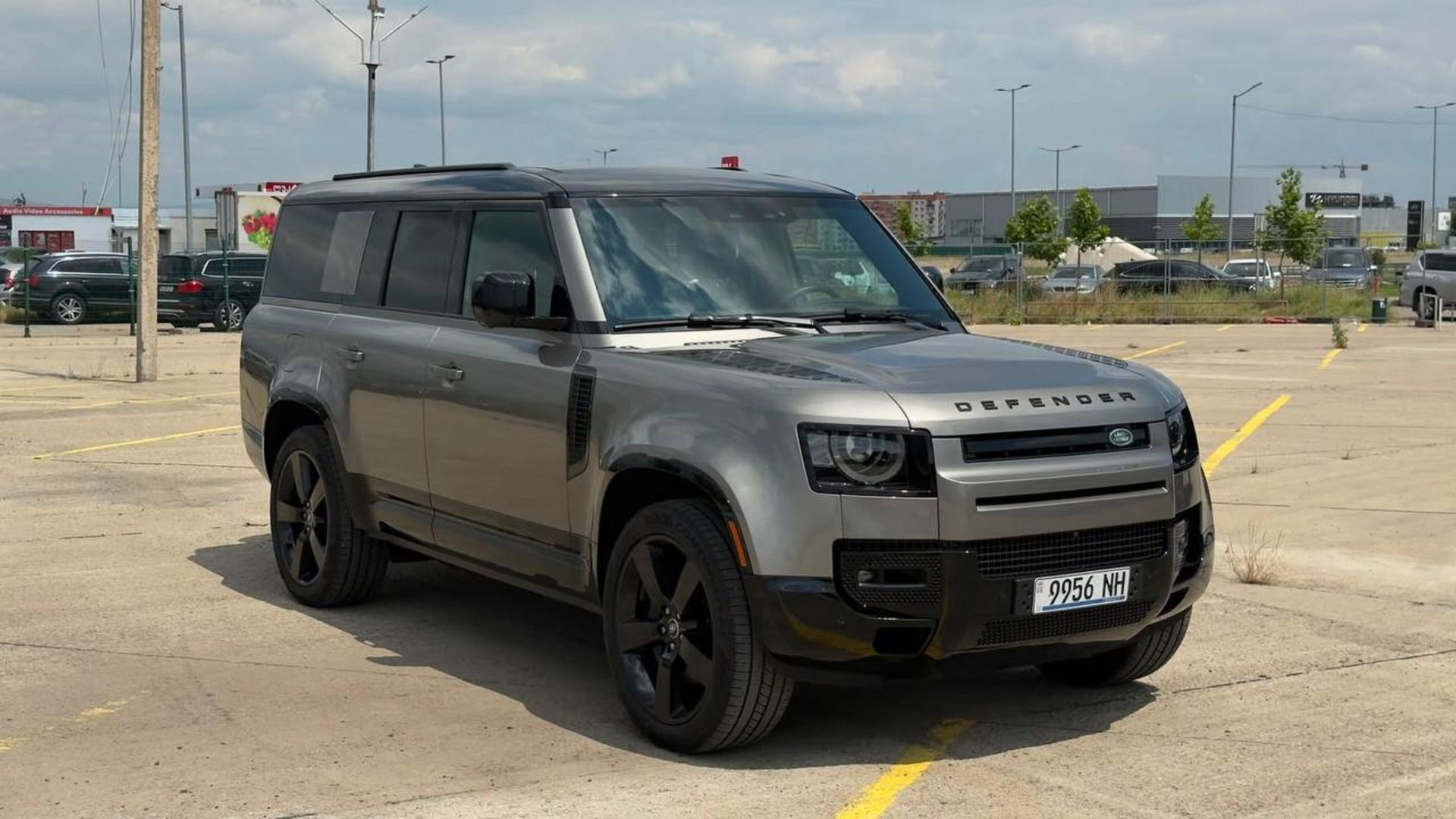Land Rover Defender