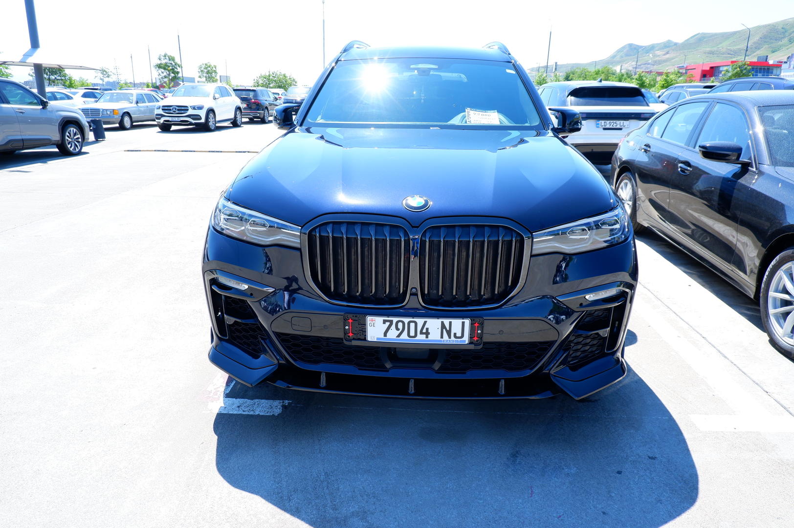 BMW X7 2019 — photo 2