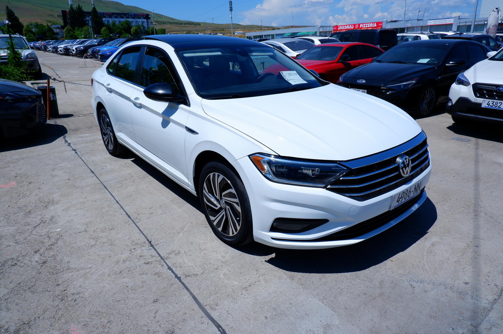 Volkswagen Jetta 2020 — photo 2