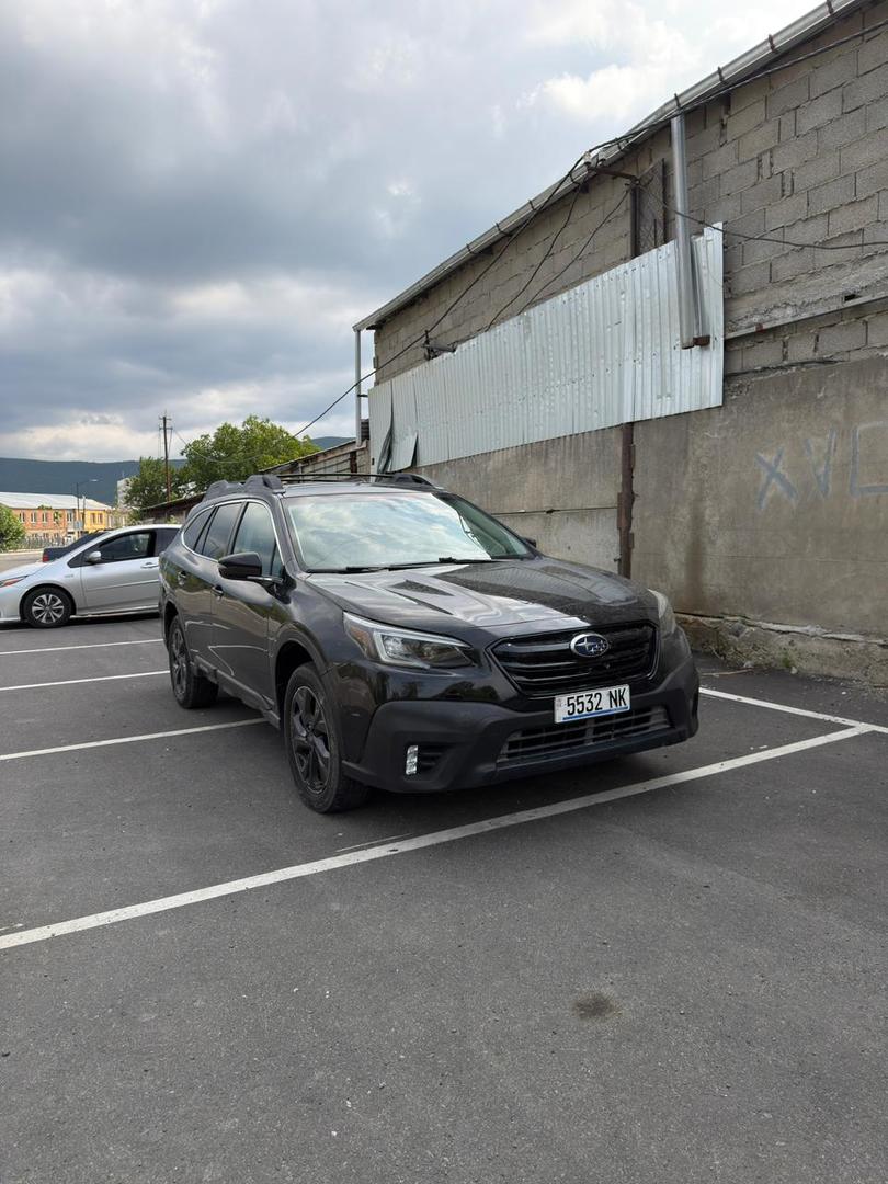 Subaru Outback 2019 — photo 2