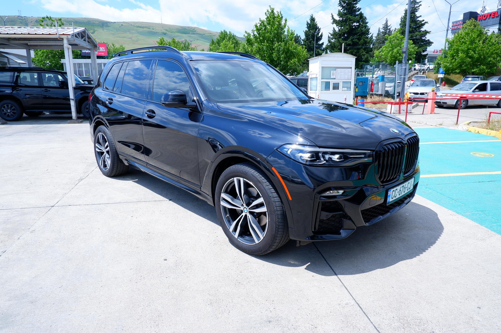 BMW X7 2022 — photo 2