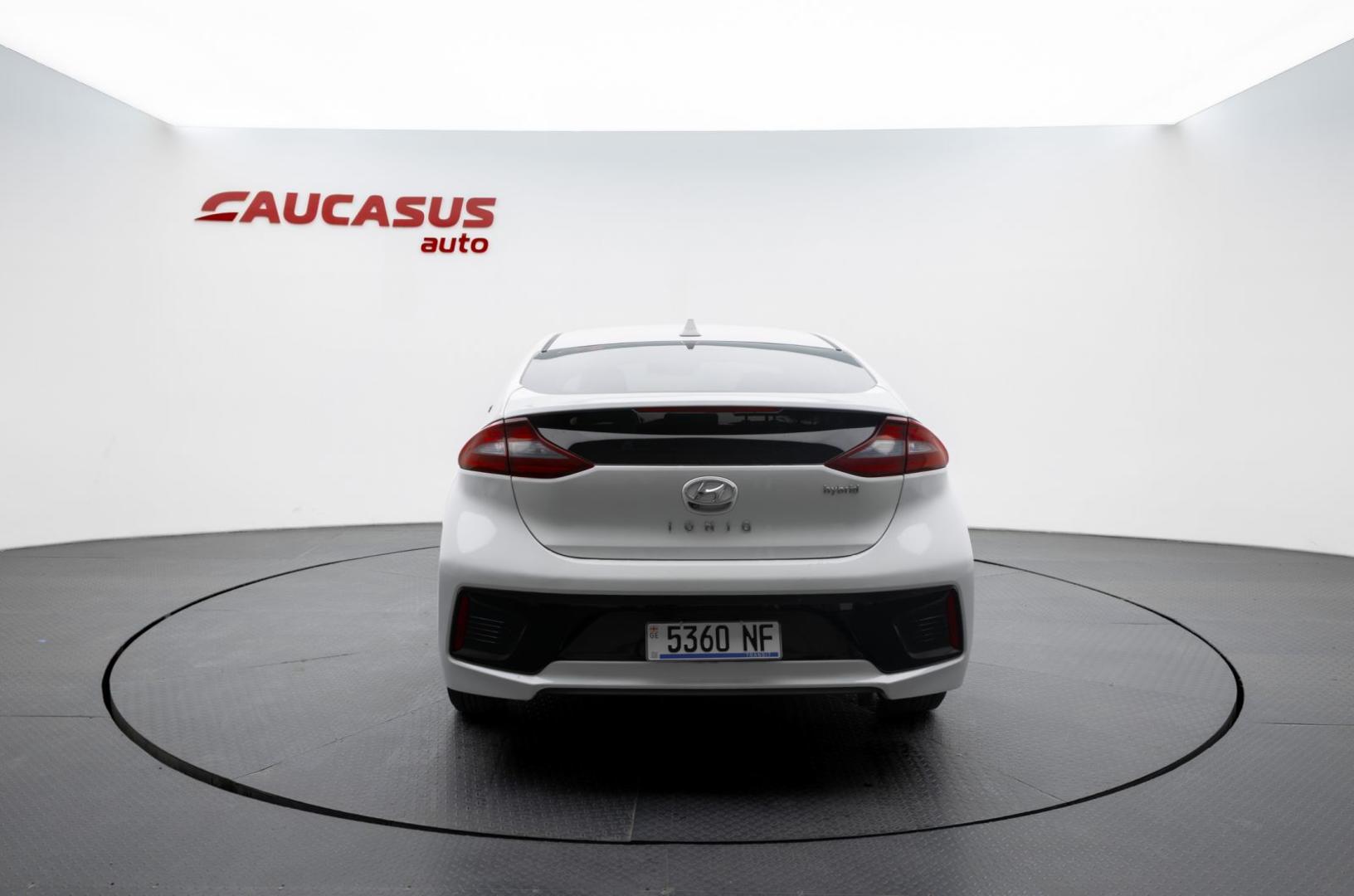 Hyundai Ioniq 2018 — photo 2