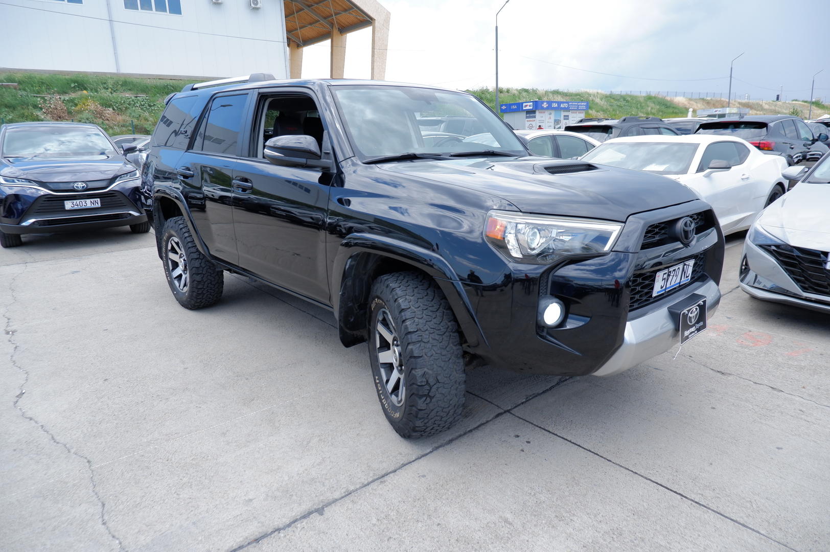 Toyota 4Runner 2018 — photo 2