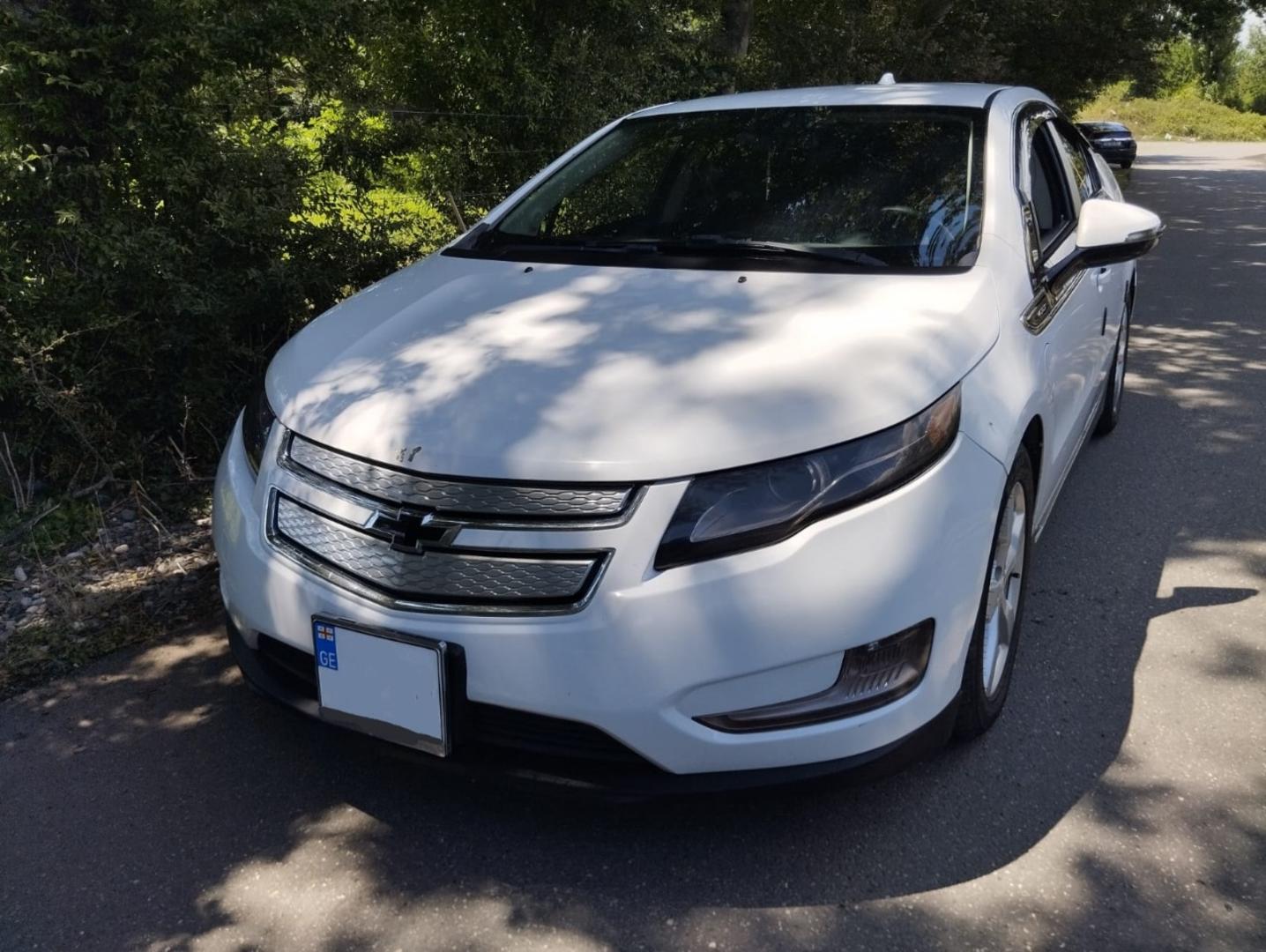 Chevrolet Volt 2013 — photo 2
