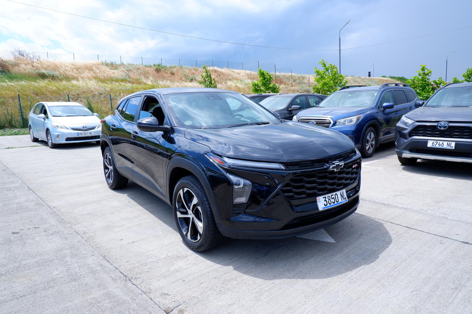 Chevrolet Trax 2023 — photo 2