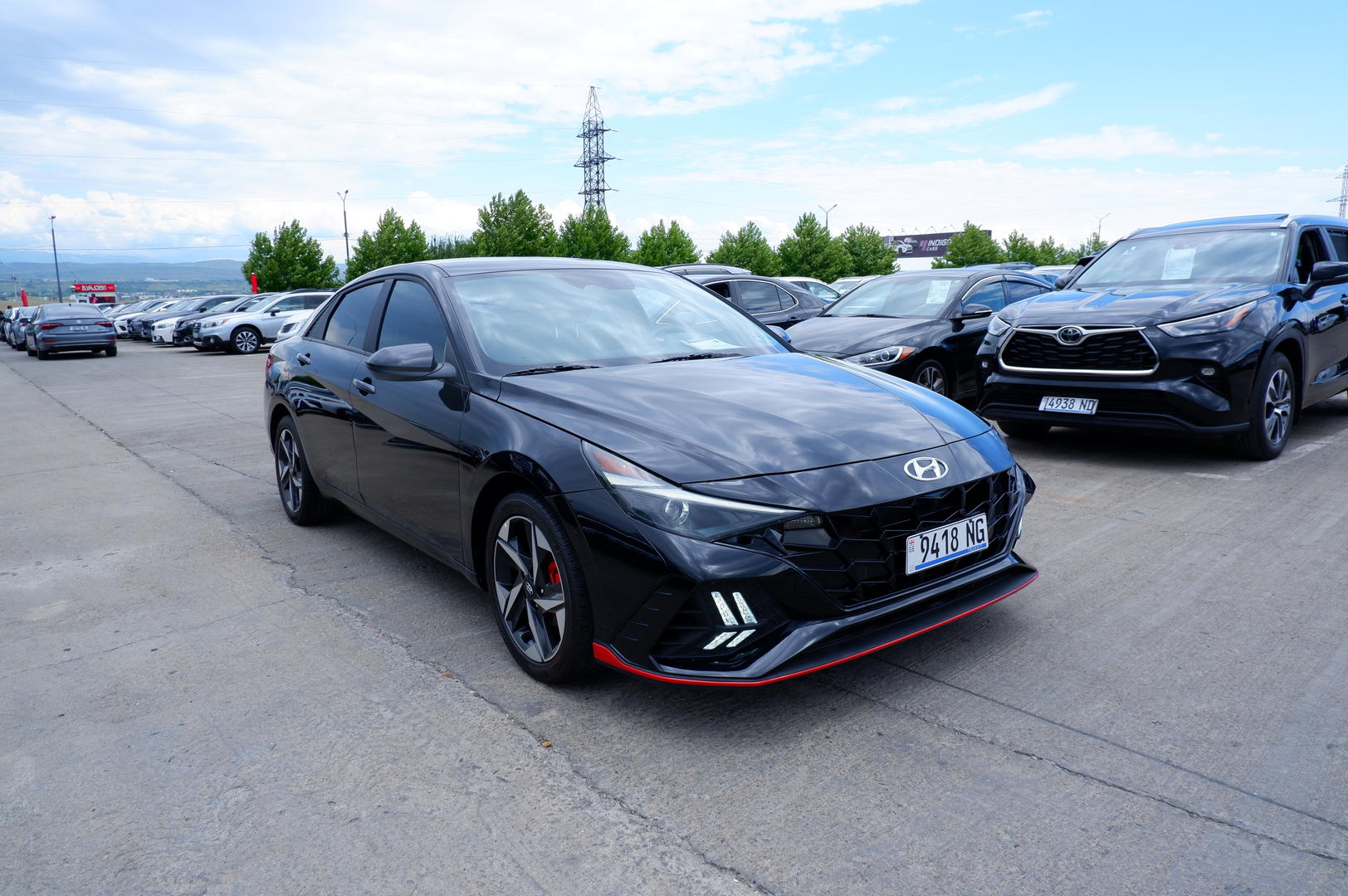 Hyundai Elantra 2023 — photo 2