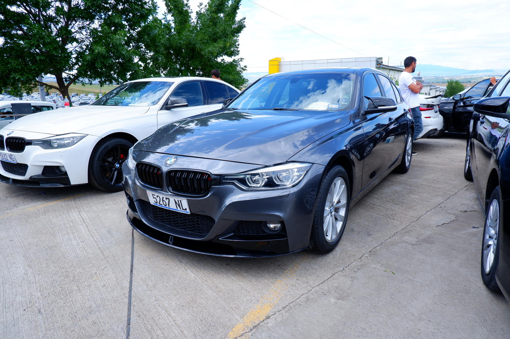 BMW 320