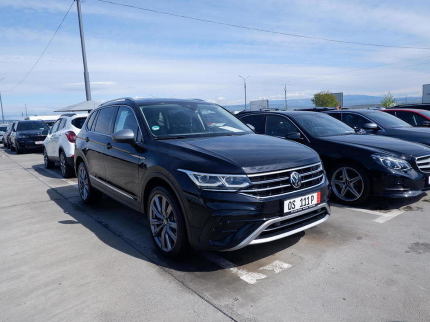 Volkswagen Tiguan 2023 — photo 2