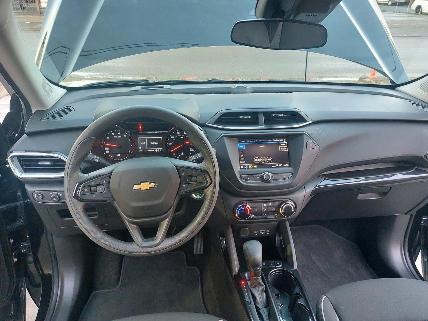 Chevrolet Trailblazer 2023 — photo 2