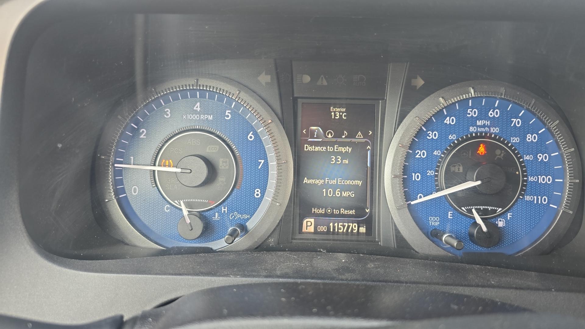 Toyota Sienna 2016 — photo 2