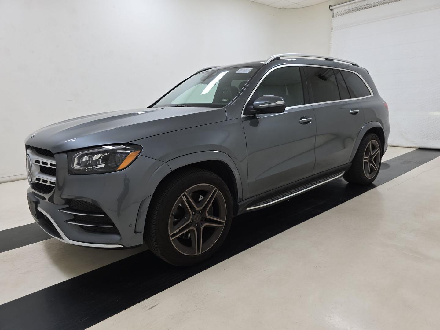 Mercedes-Benz GLS 450 2023 — photo 2