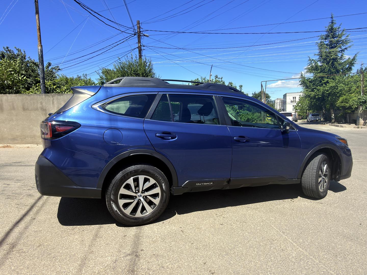Subaru Outback 2022 — photo 2