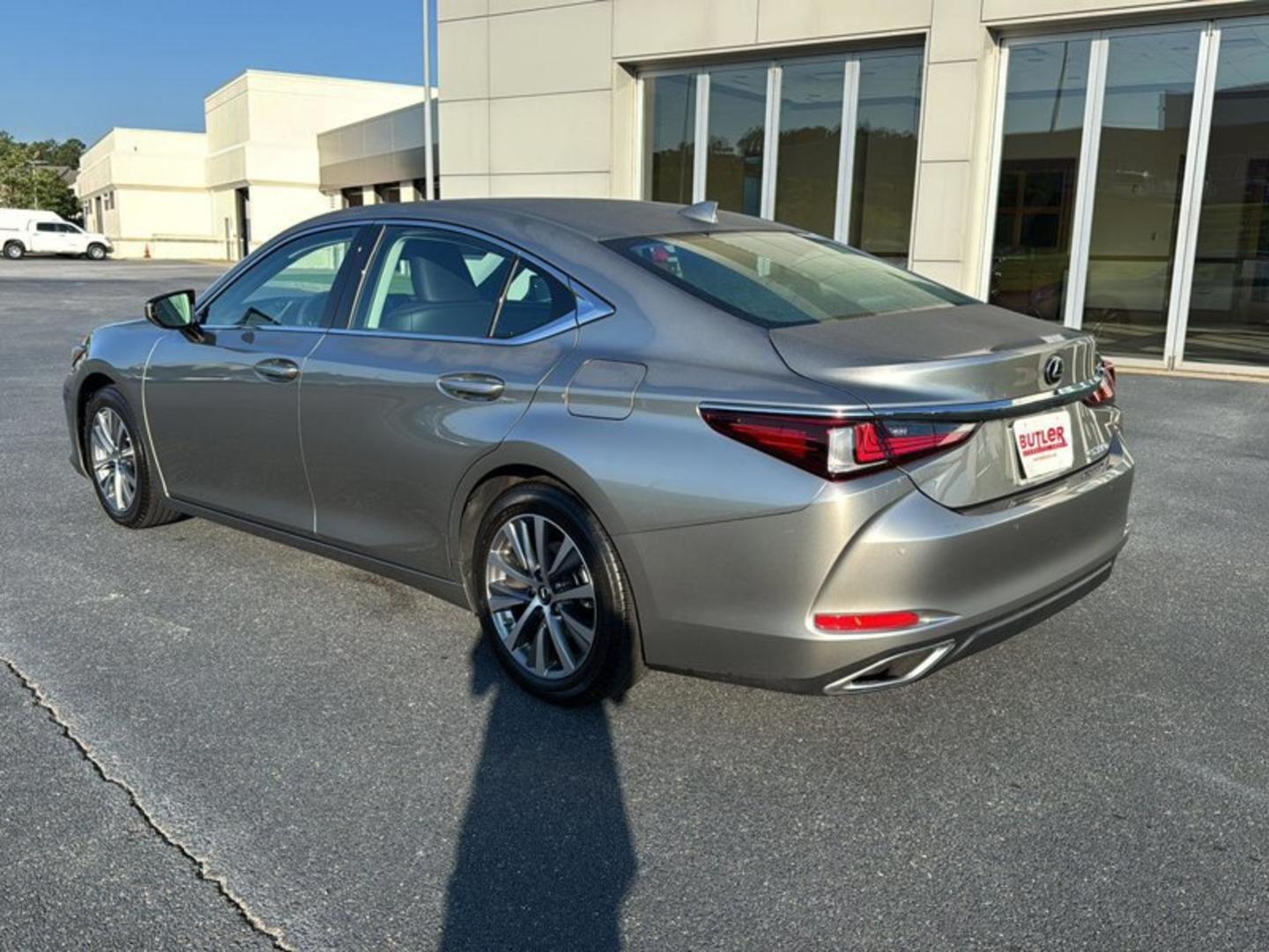 Lexus ES 350 2021 — photo 2