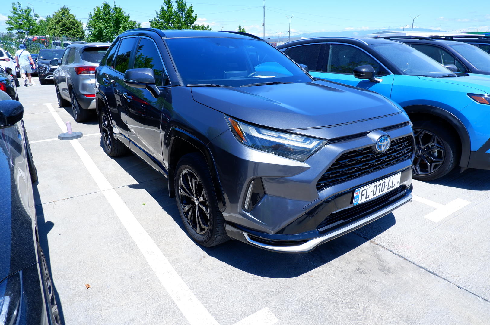 Toyota RAV4 2023 — photo 2